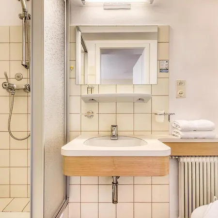 Haus Tinabella - Ferienhaus In Direkter Liftnahe Silvretta Montafon Schruns